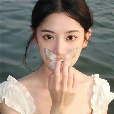 派遣女公关彩华